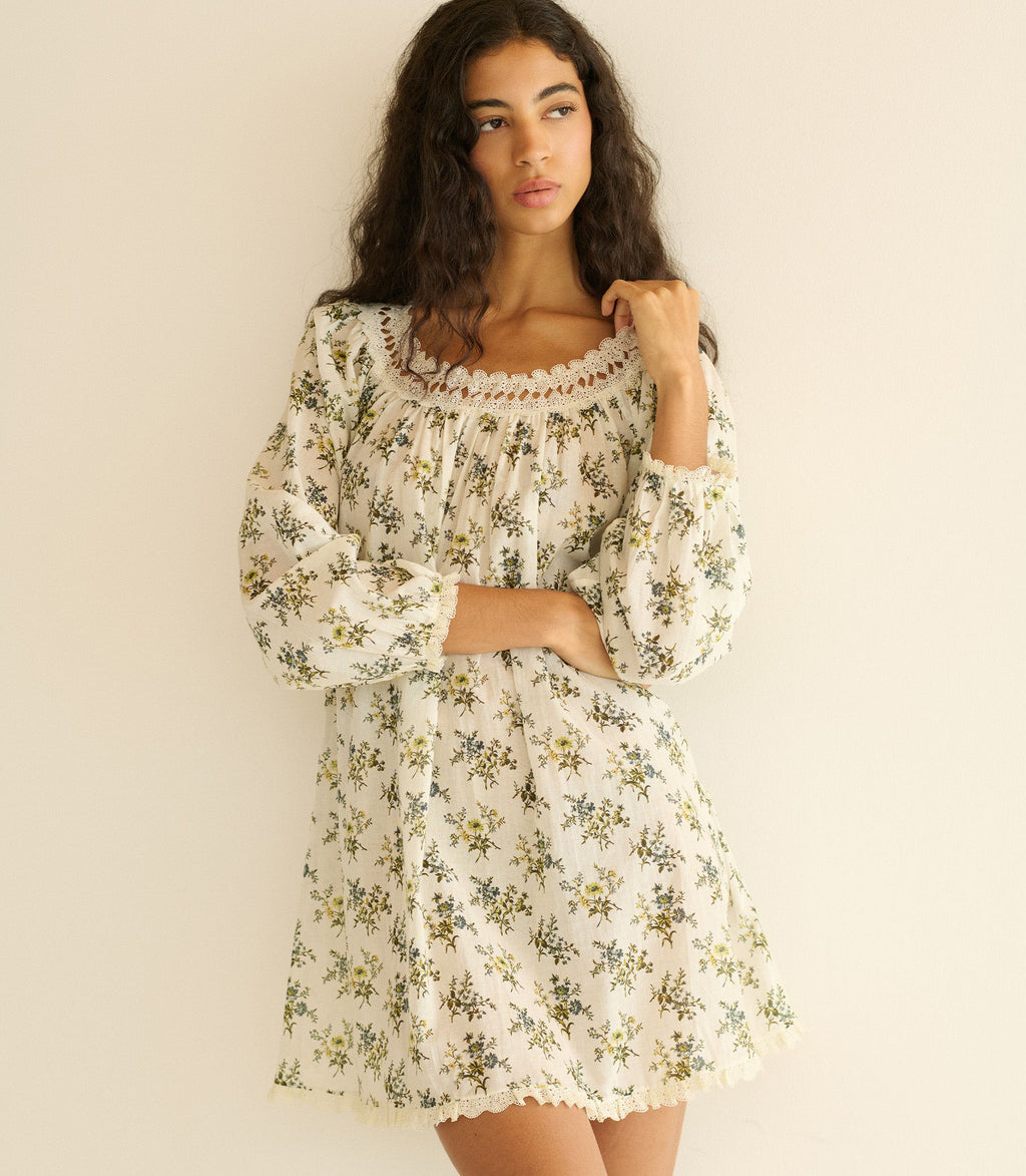 DONELLE NIGHTGOWN -- CRÈME FLEUR DU PALAIS