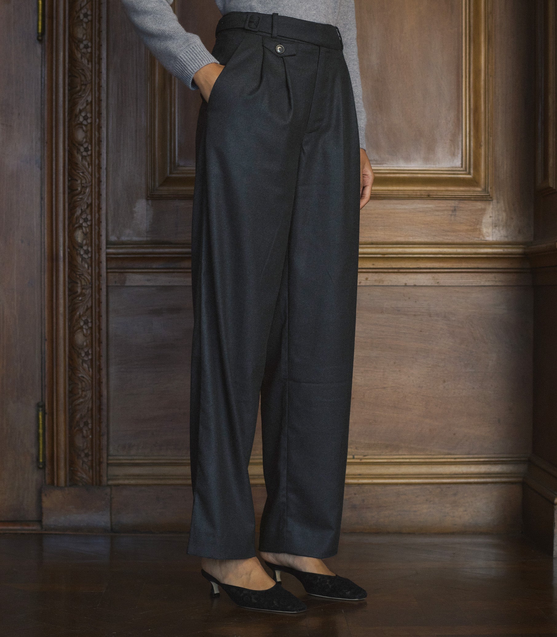 GRIFFIN PANT -- DARK CHARCOAL