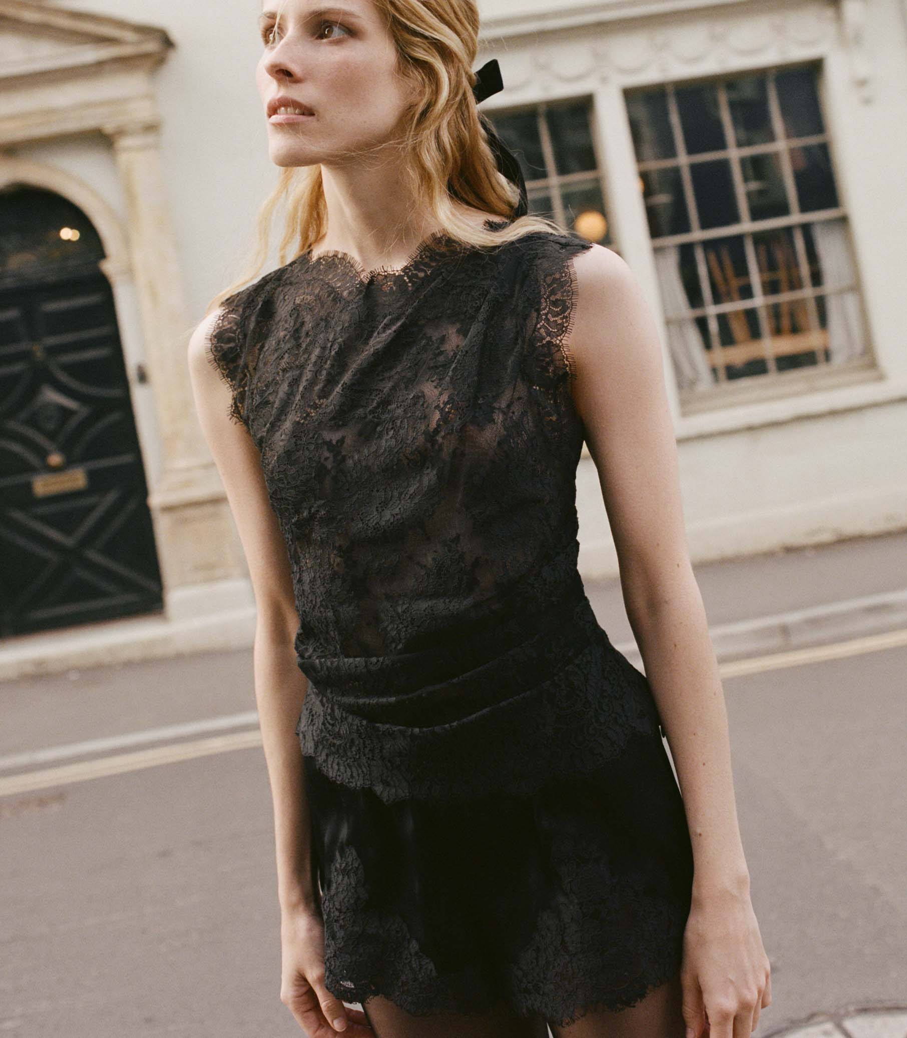 NAILAH TOP -- BLACK